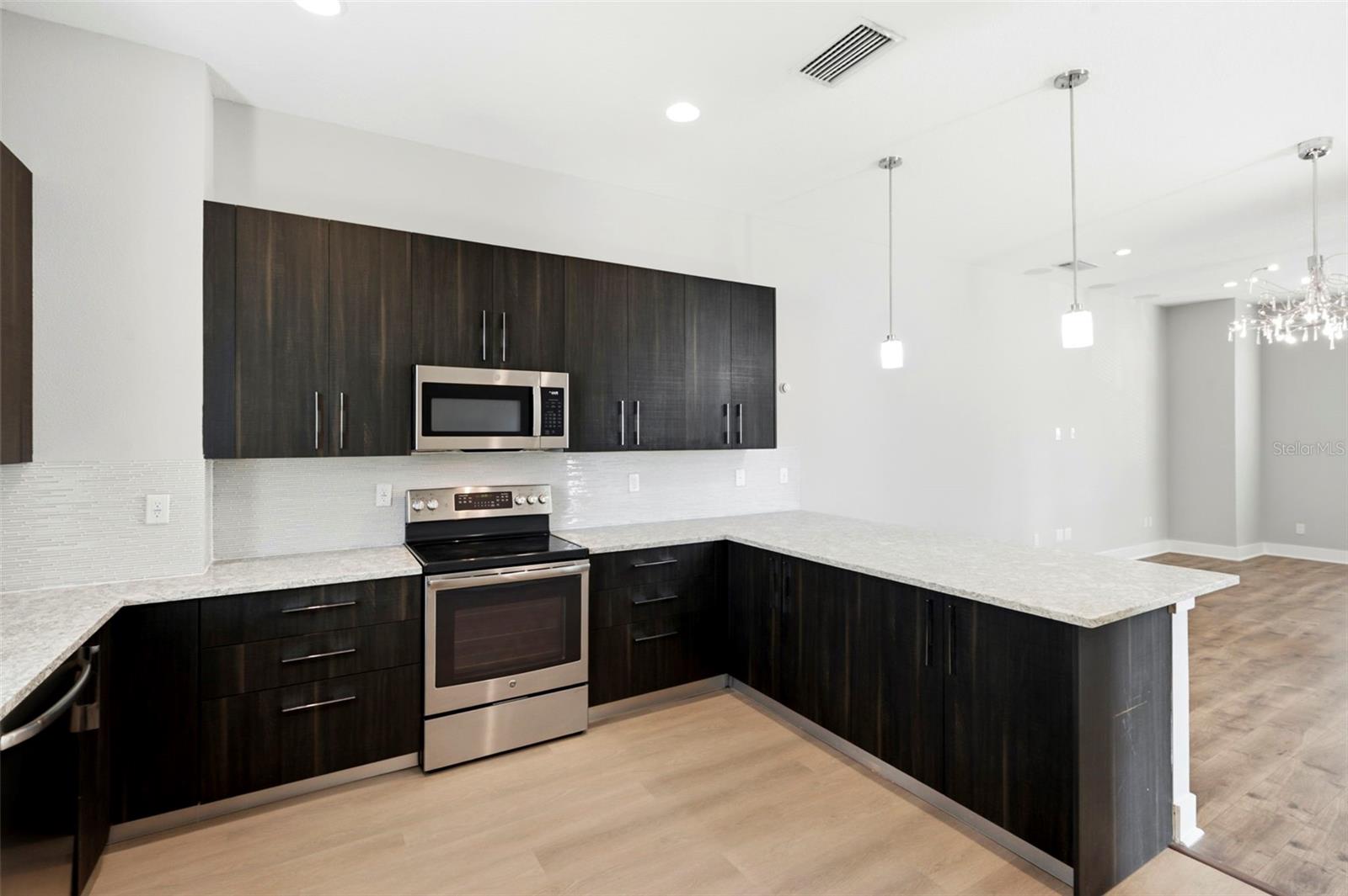 4810 W MCELROY AVE #7 — photo 14