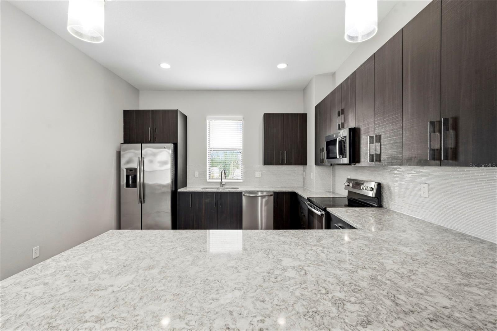 4810 W MCELROY AVE #7 — photo 13