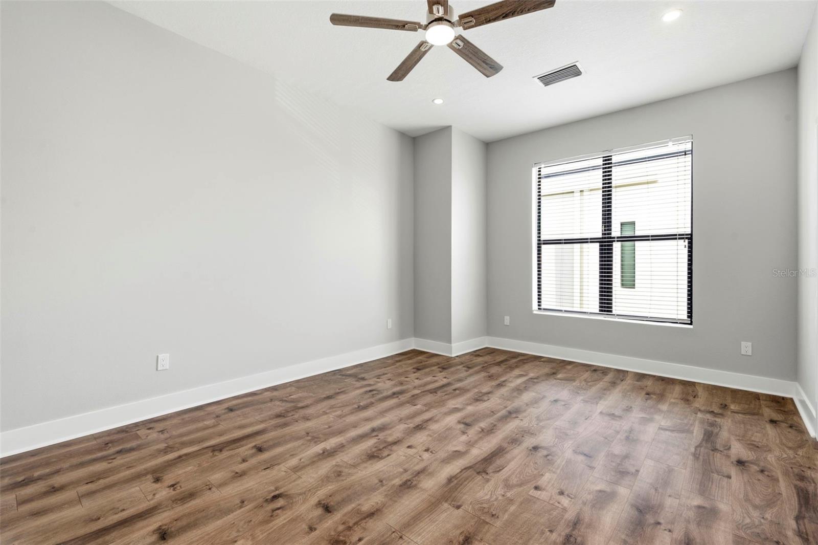 4810 W MCELROY AVE #7 — photo 7