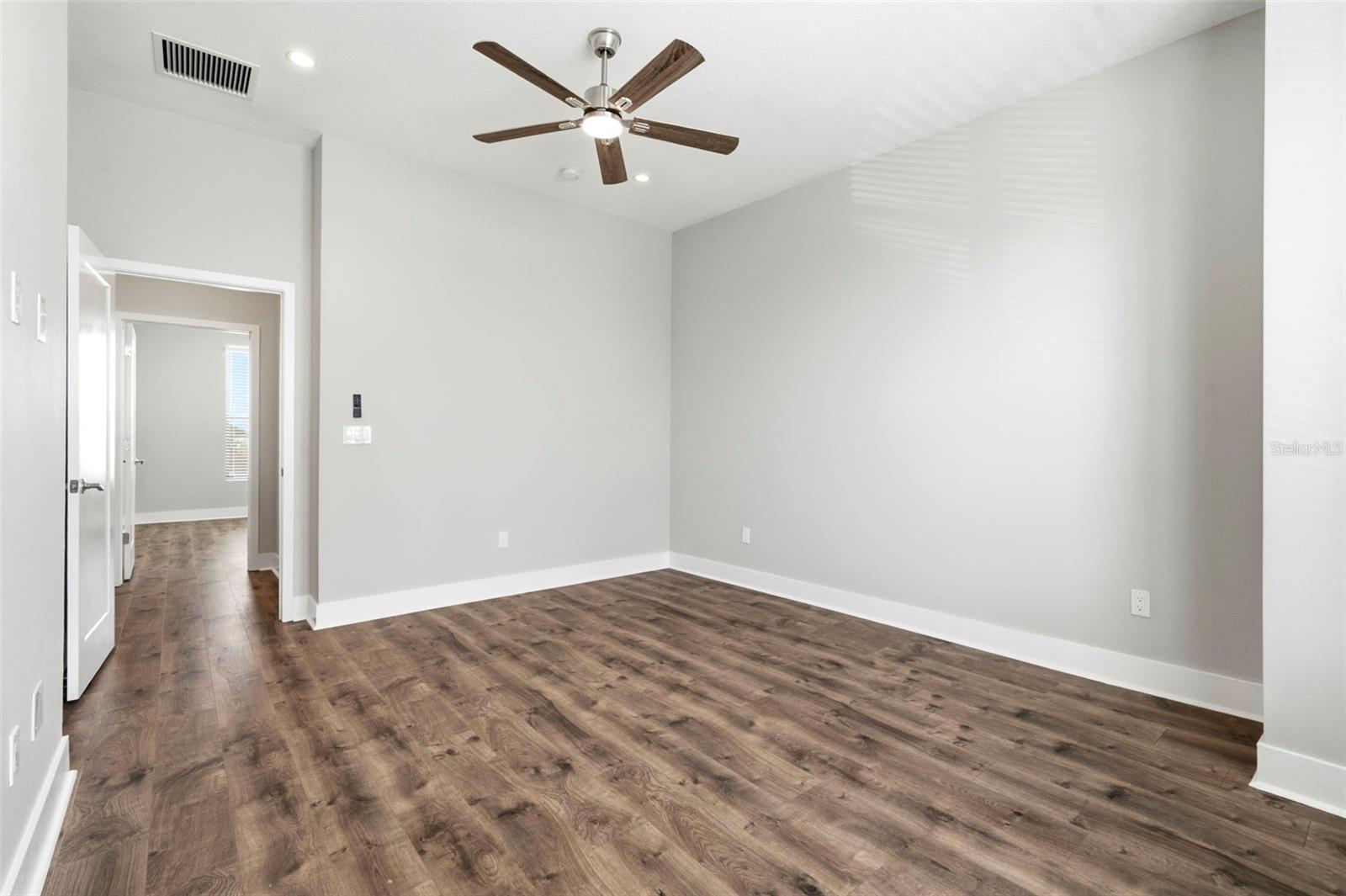 4810 W MCELROY AVE #7 — photo 21