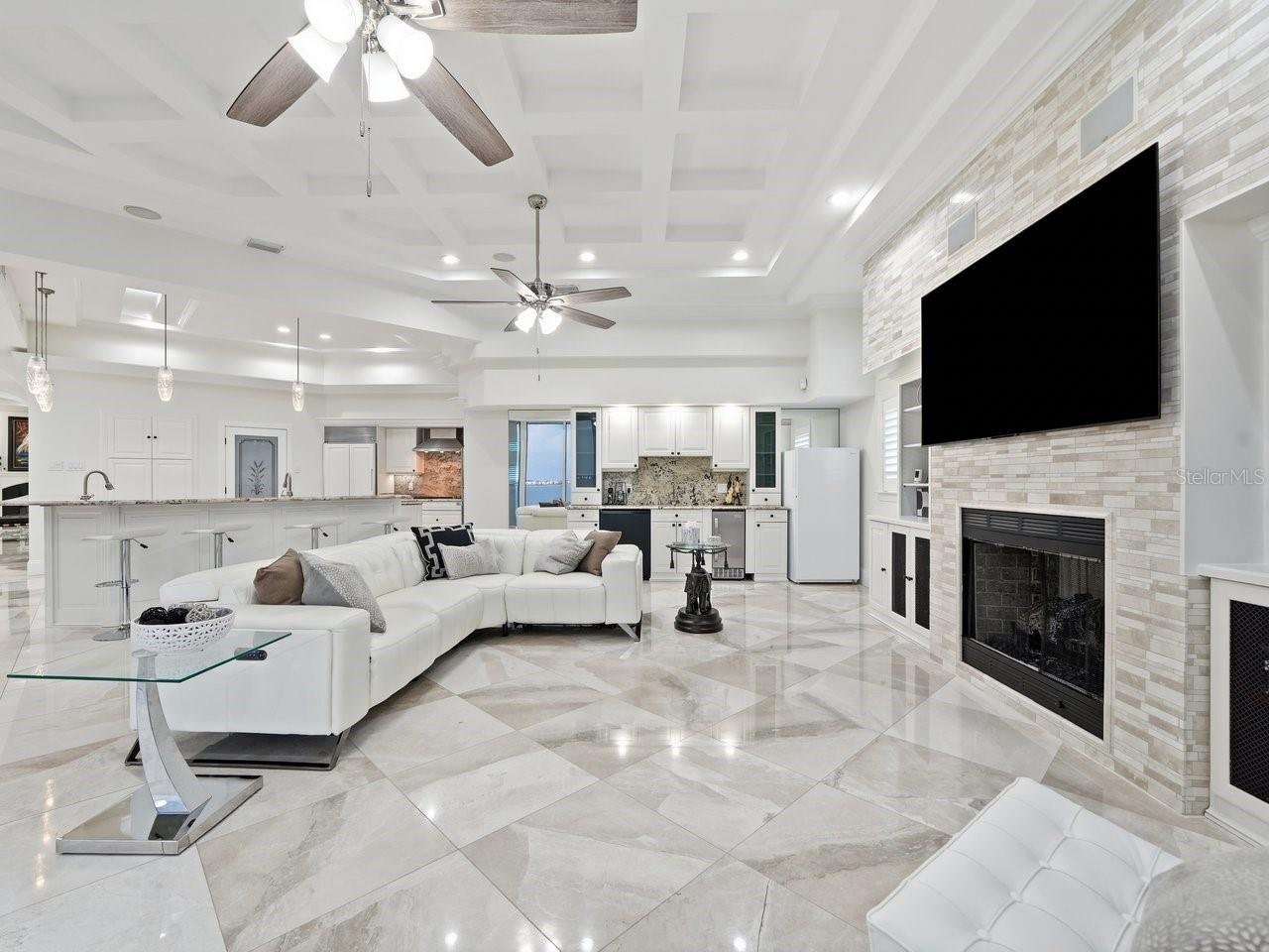 5400 PALI WAY — photo 13