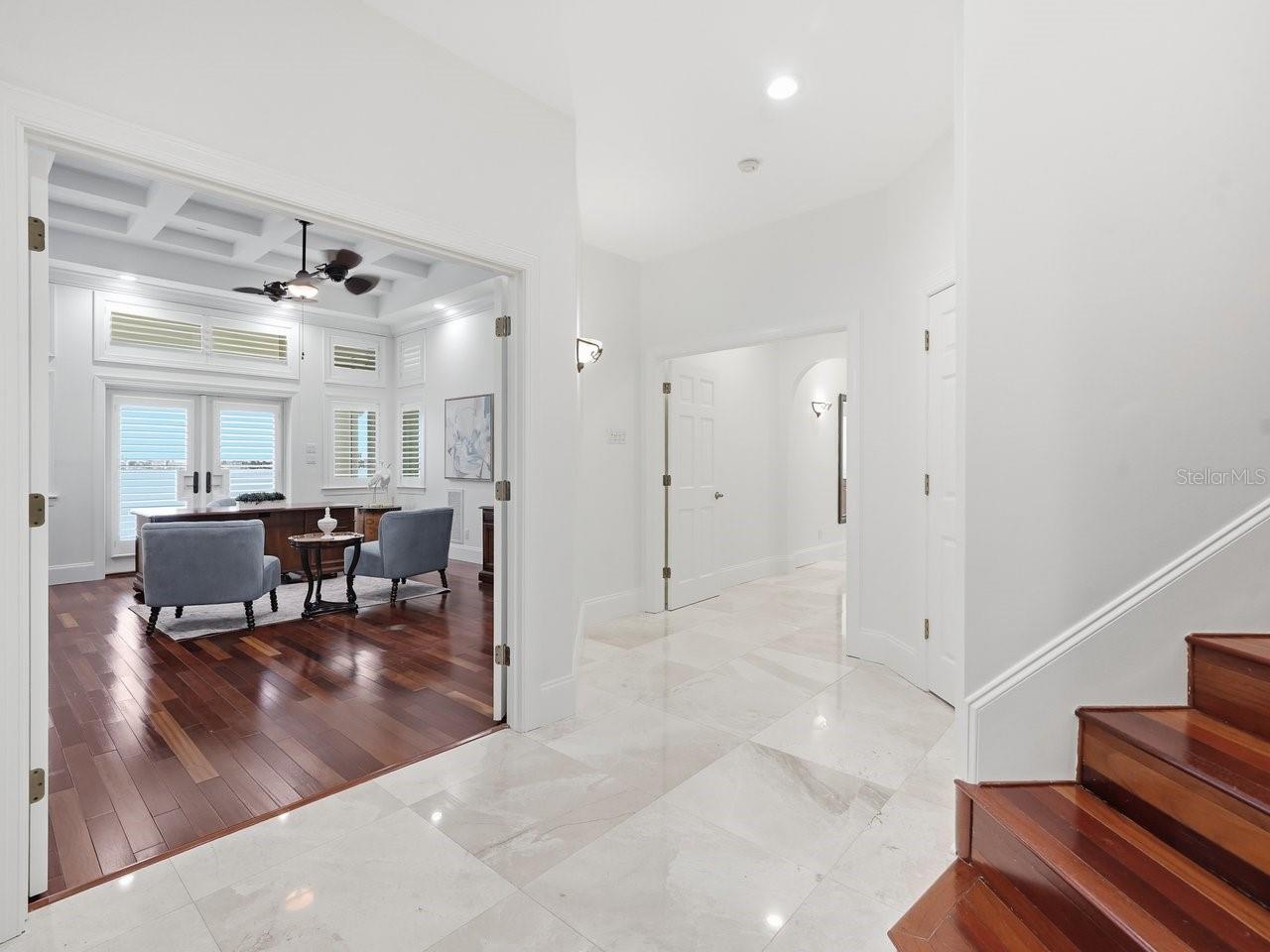 5400 PALI WAY — photo 32