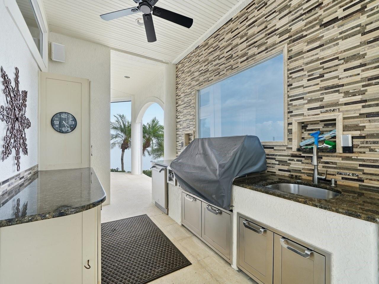 5400 PALI WAY — photo 37