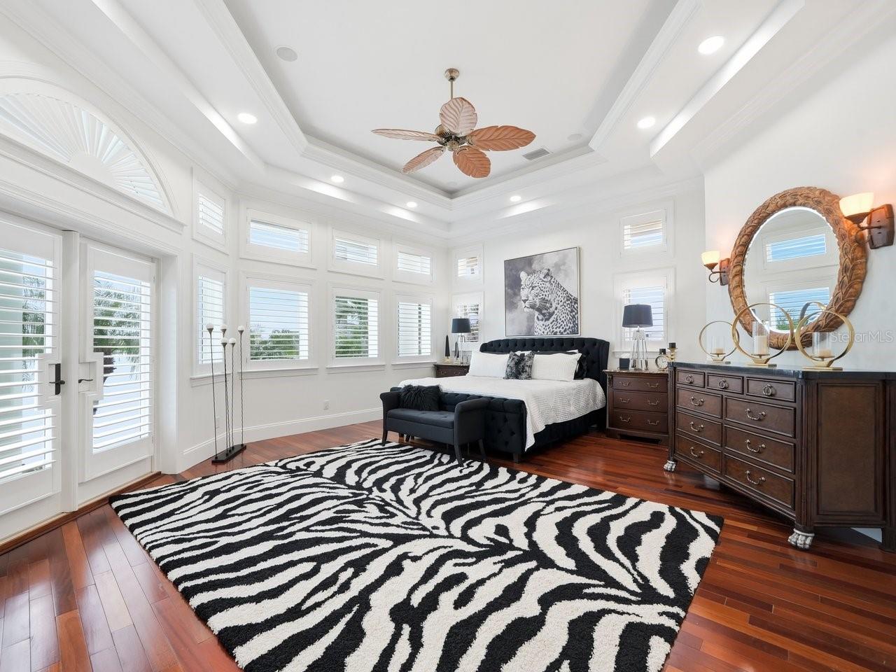 5400 PALI WAY — photo 26