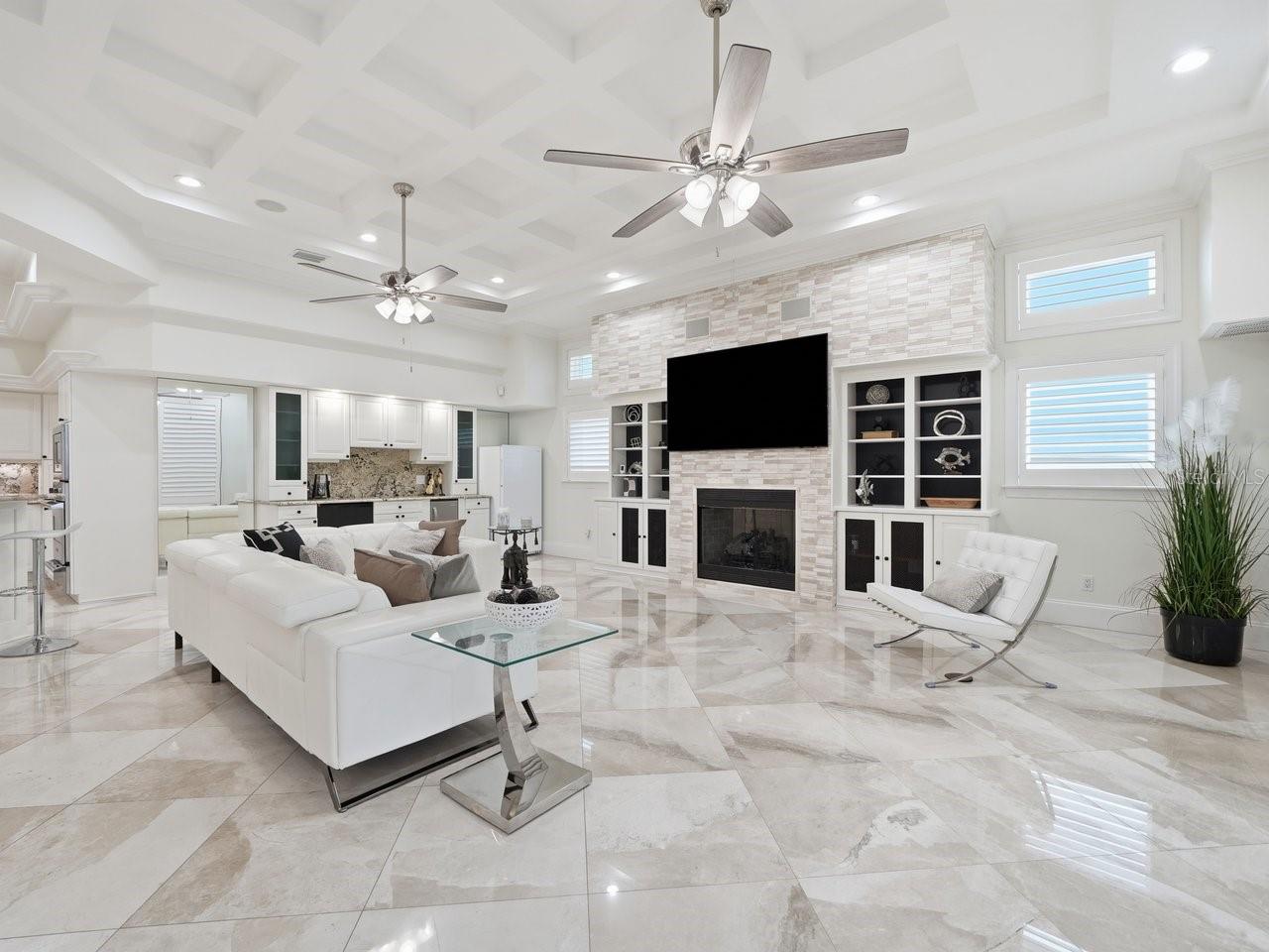 5400 PALI WAY — photo 16