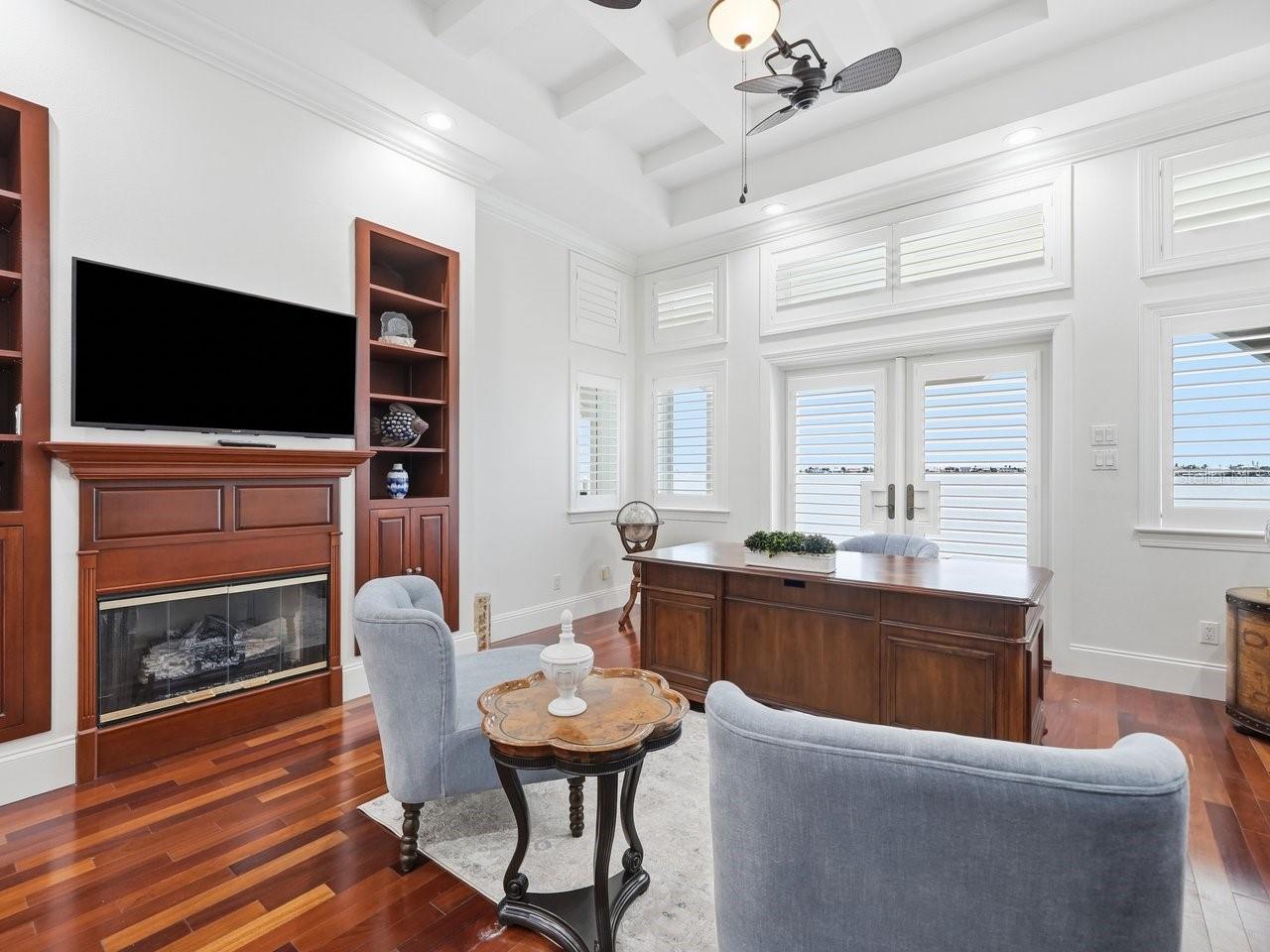 5400 PALI WAY — photo 34