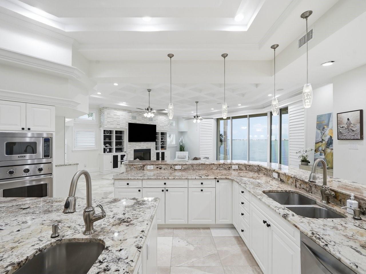 5400 PALI WAY — photo 12