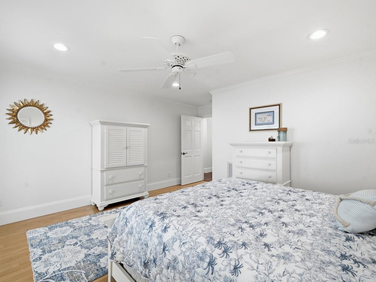 5400 PALI WAY — photo 52