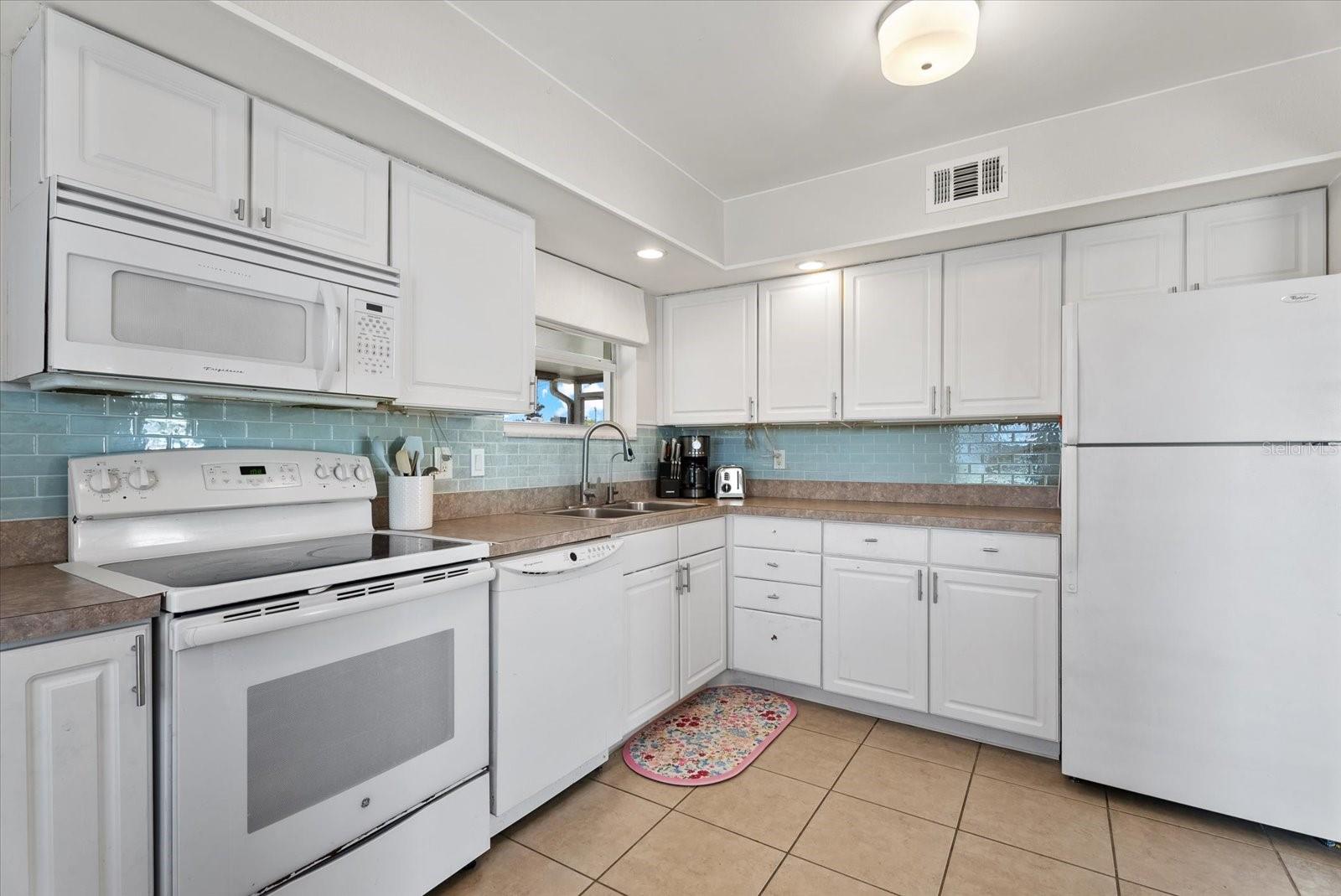 6315 JORDAN ST — photo 12