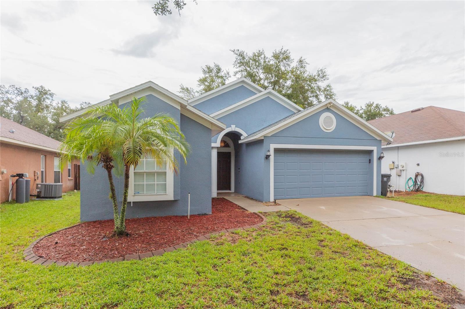 11706 PURE PEBBLE DR — photo 2
