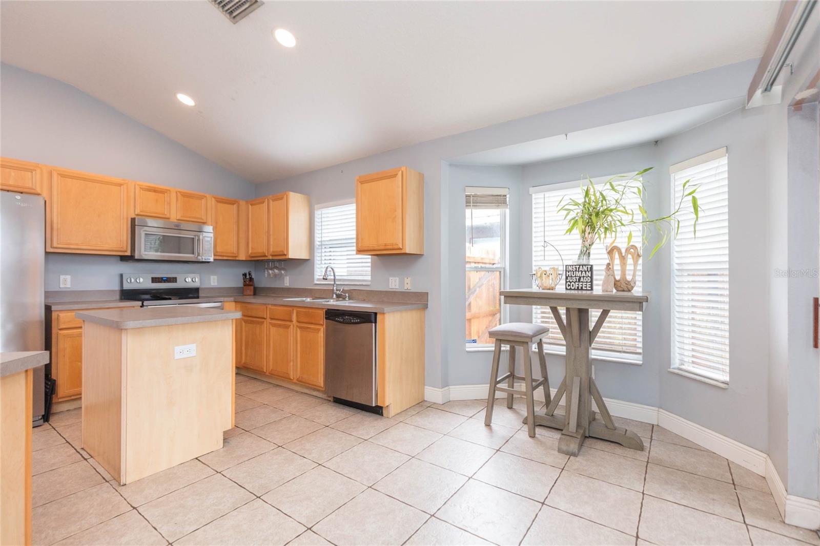 11706 PURE PEBBLE DR — photo 7