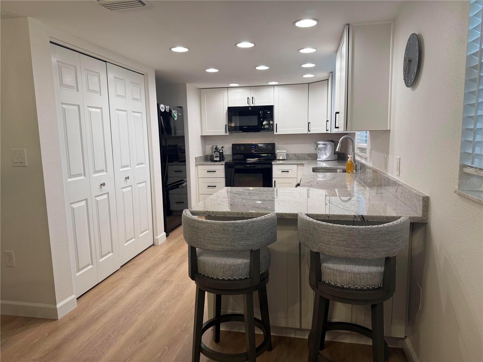 12300 PARK BLVD #101 — photo 4