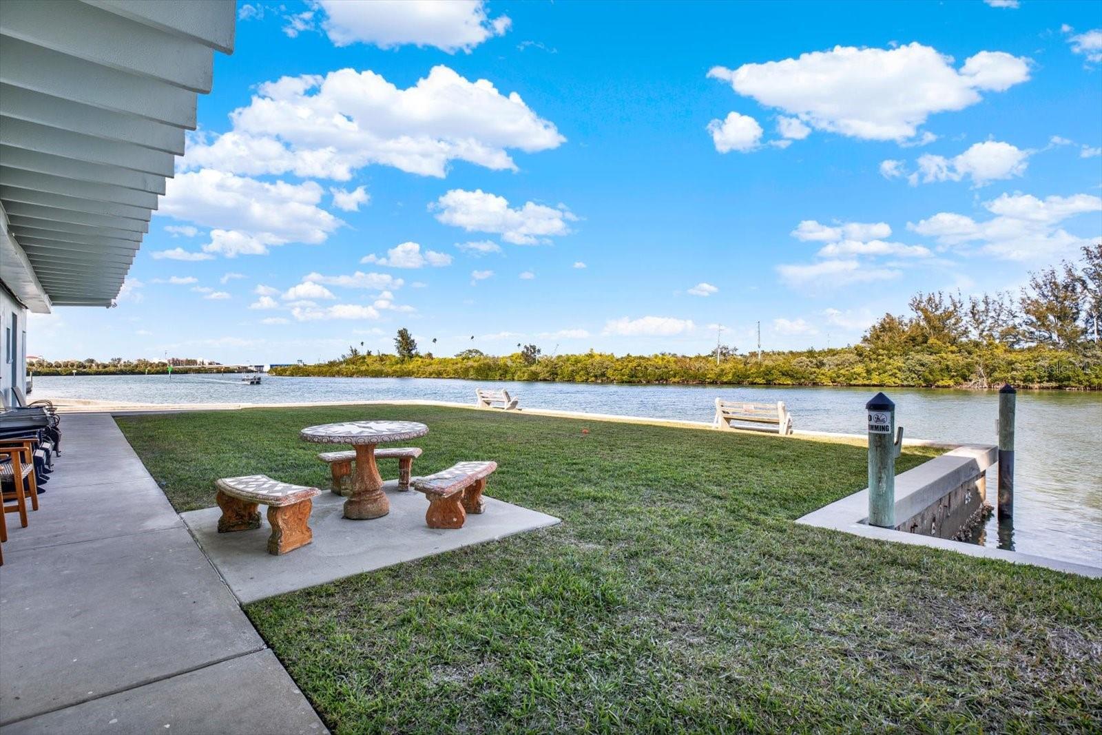 18399 GULF BLVD #372 — photo 4