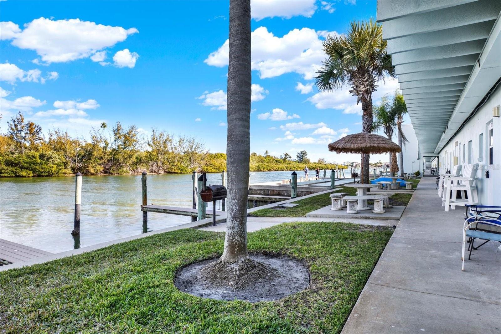 18399 GULF BLVD #372 — photo 3
