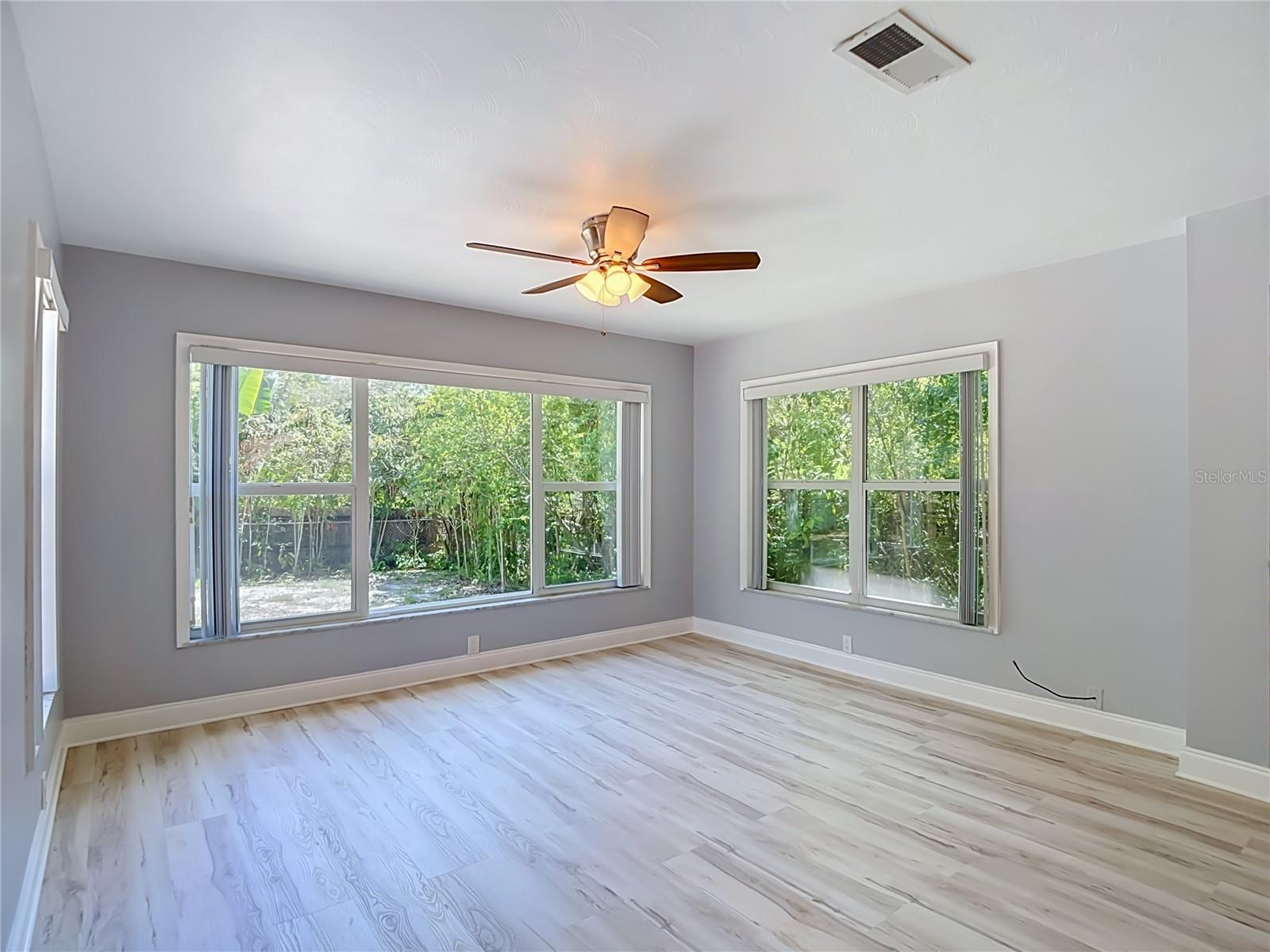 3022 W FAIR OAKS AVE — photo 23