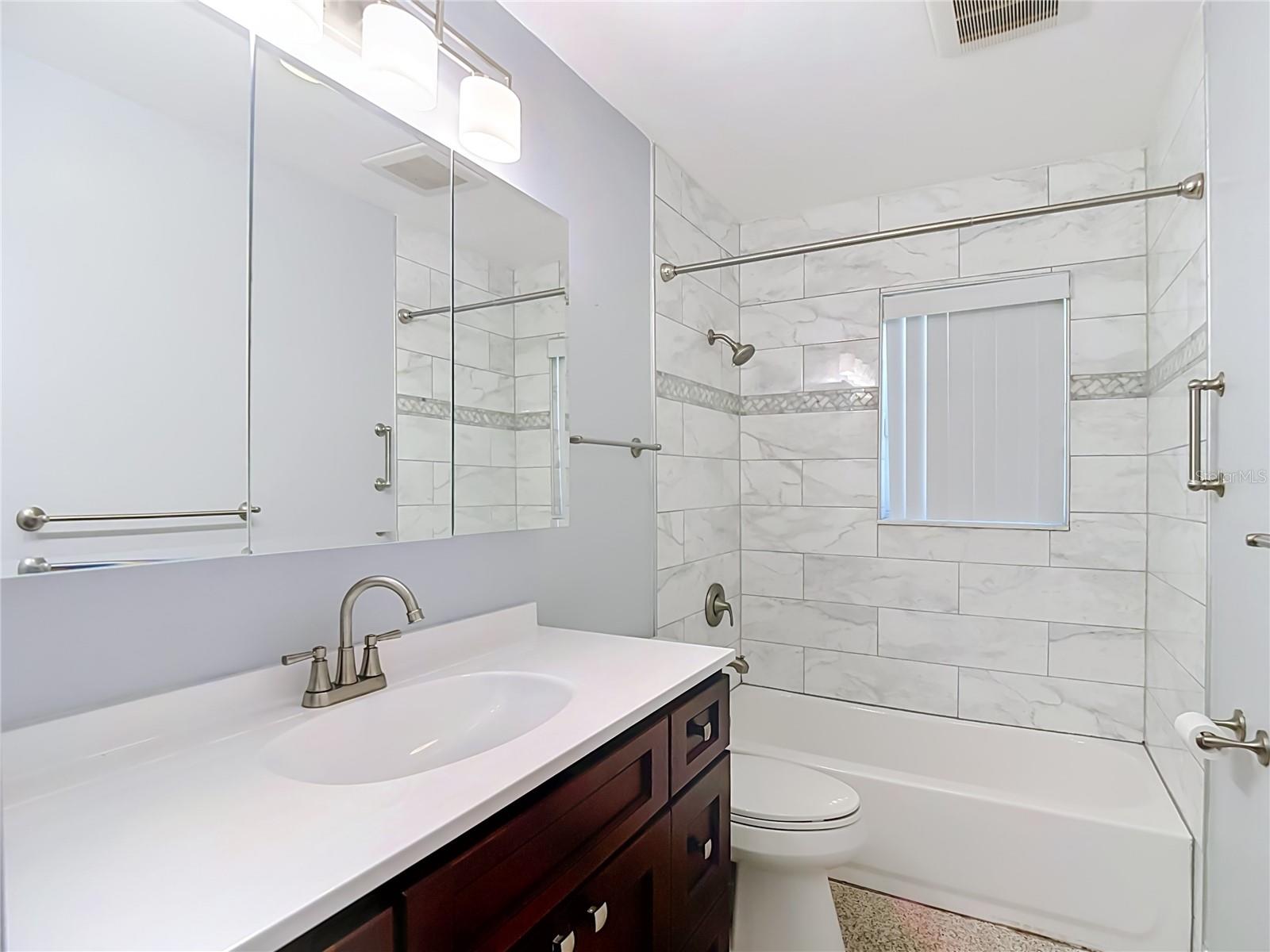 3022 W FAIR OAKS AVE — photo 9
