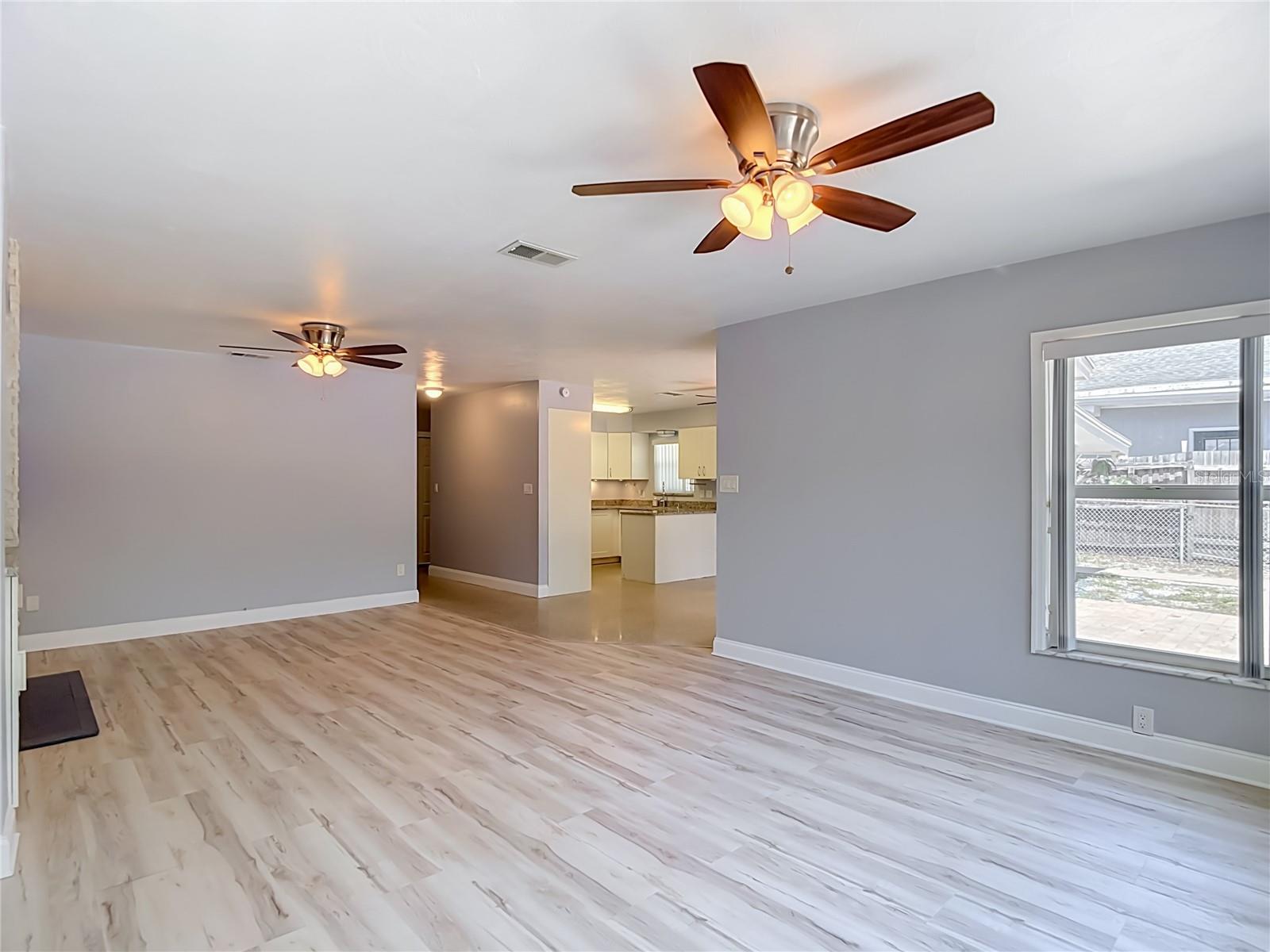 3022 W FAIR OAKS AVE — photo 25