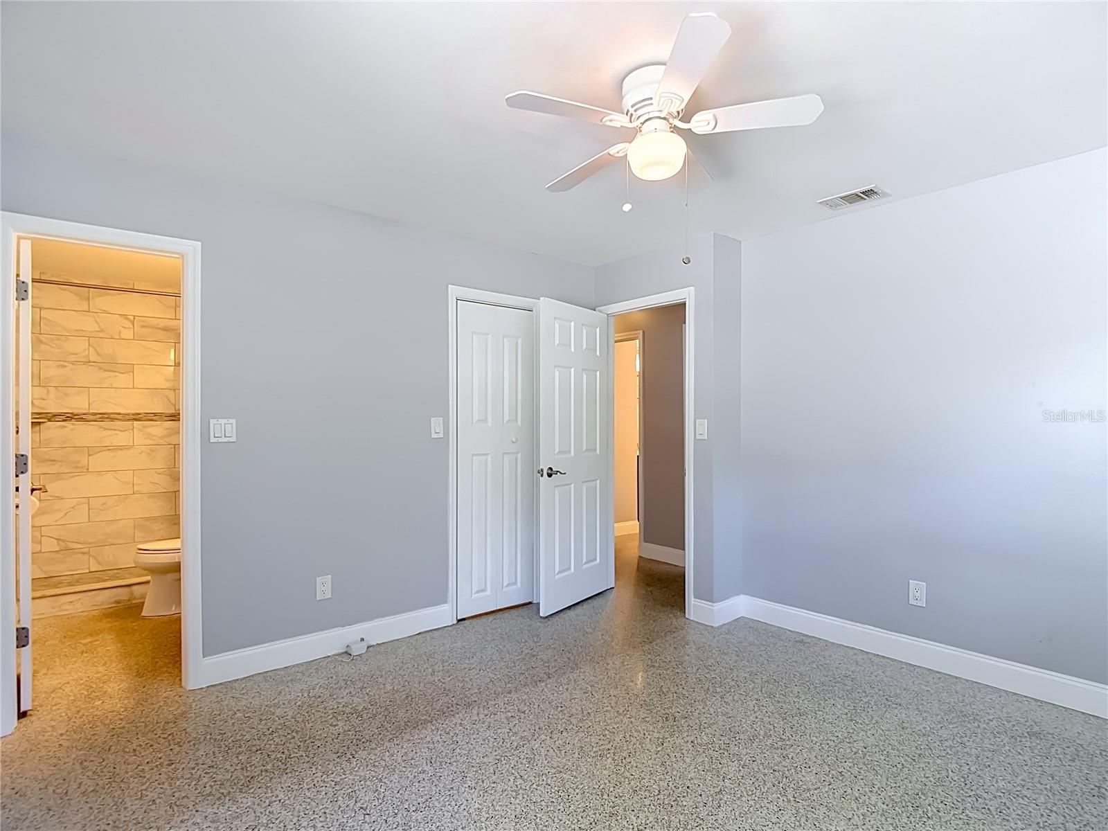3022 W FAIR OAKS AVE — photo 5