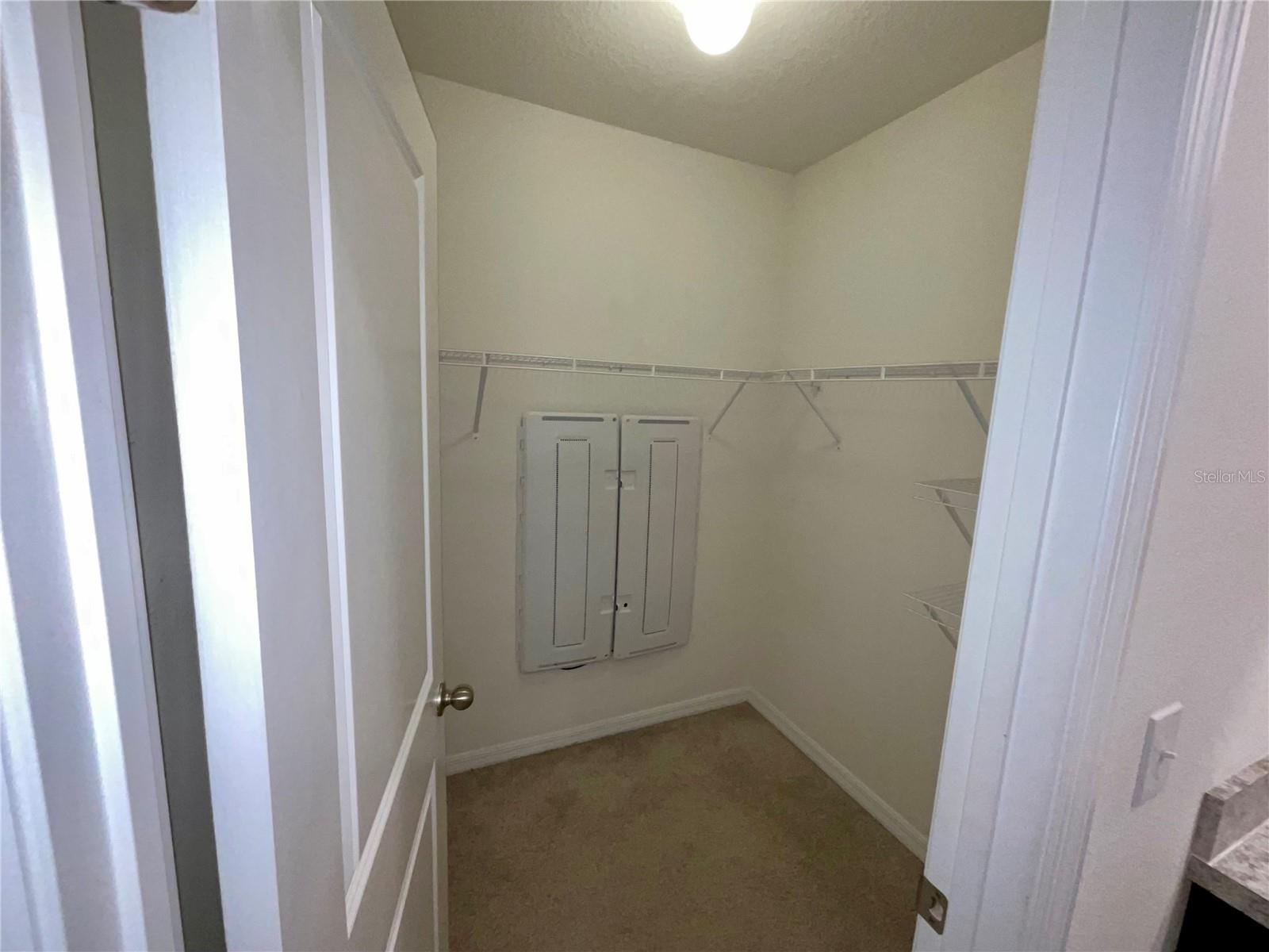 1720 HUBBELL RD — photo 19