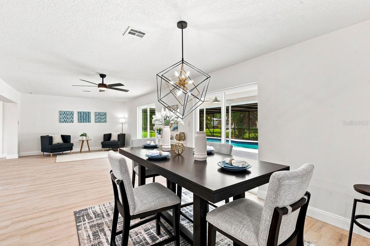 212 GIOTTO DR — photo 13