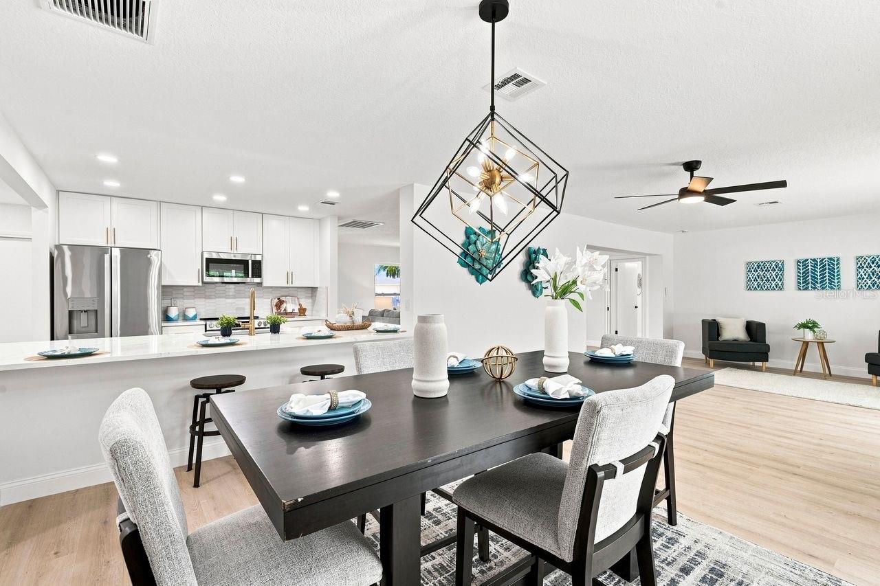 212 GIOTTO DR — photo 10