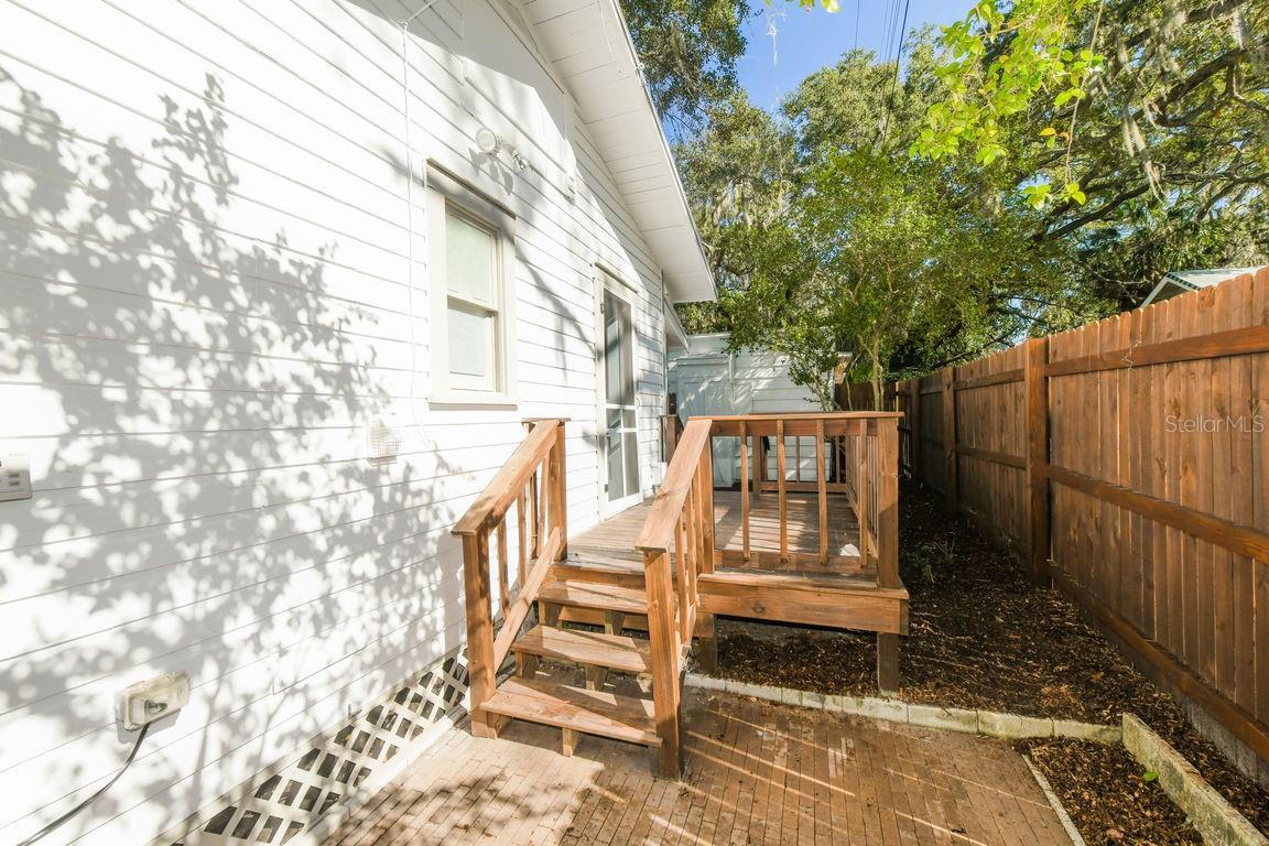 1230 35TH ST — photo 29