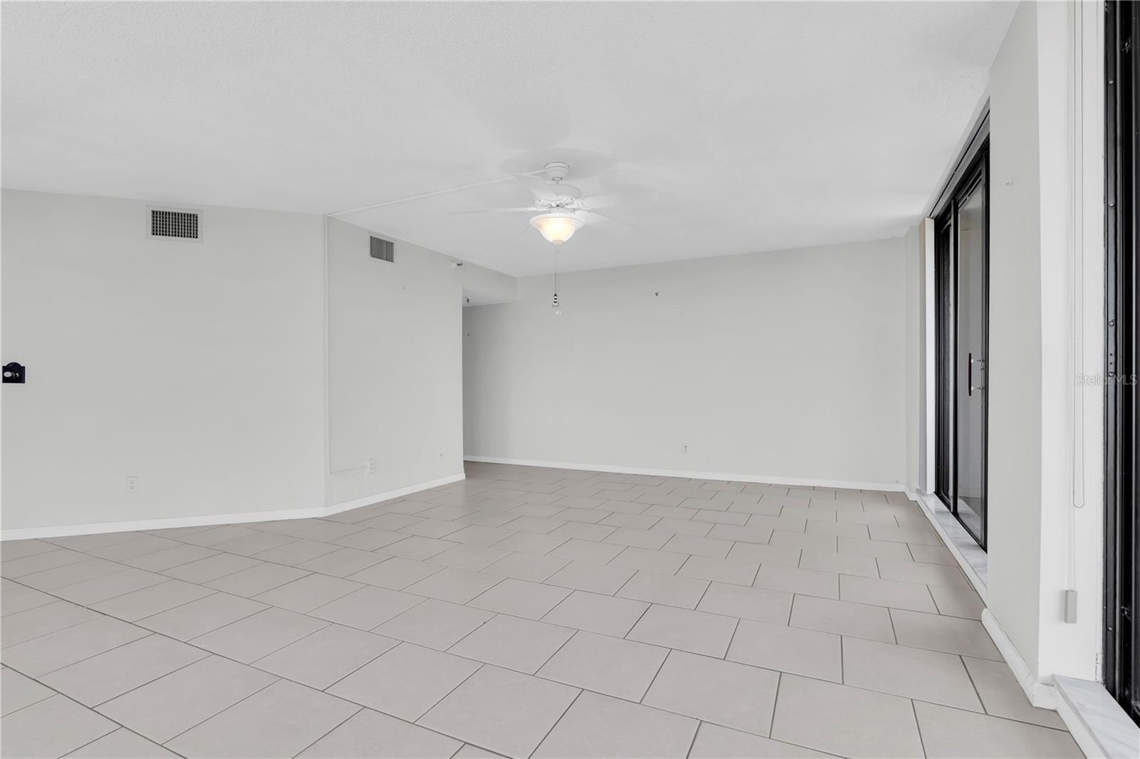 5950 PELICAN BAY PLZ S #601 — photo 8