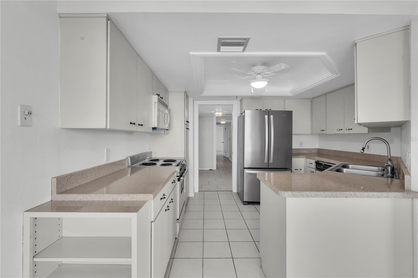 5950 PELICAN BAY PLZ S #601 — photo 12