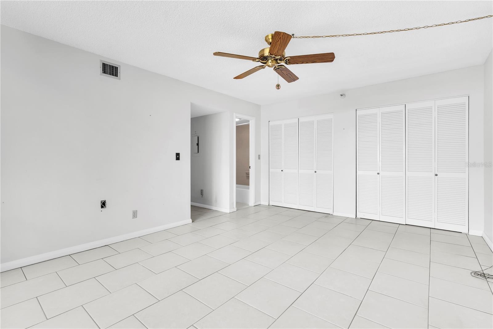 5950 PELICAN BAY PLZ S #601 — photo 27