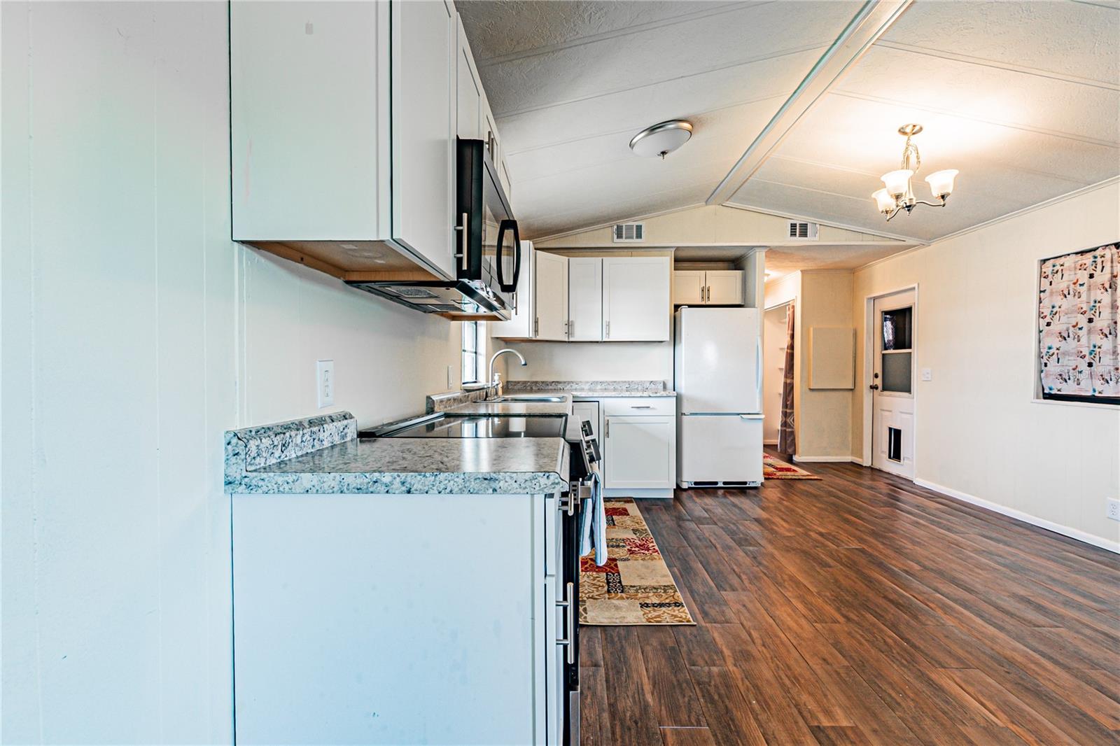 36301 CORONET WAY — photo 13
