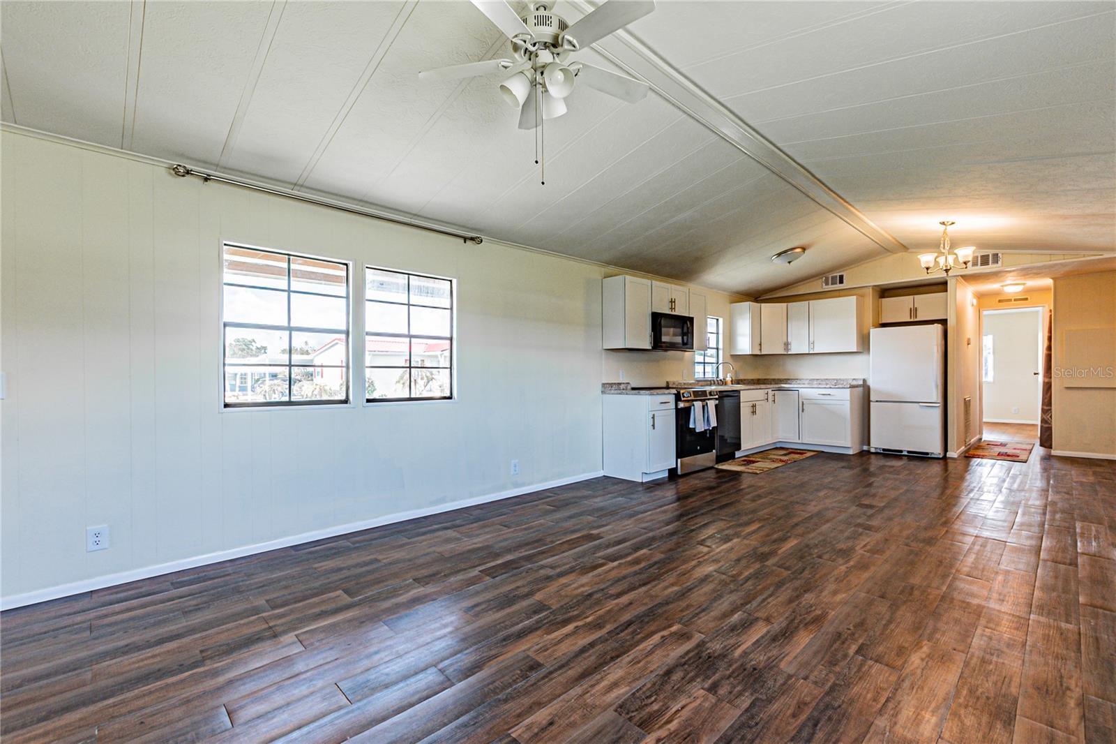 36301 CORONET WAY — photo 15