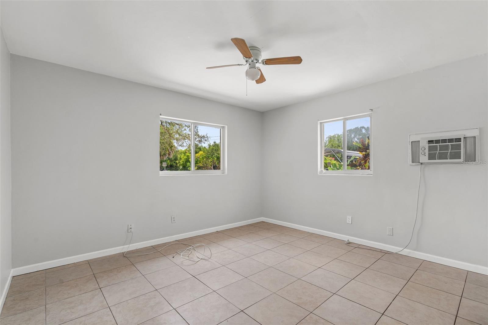 522 FLORIDA AVE — photo 21