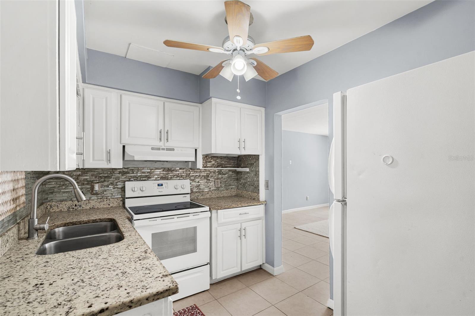 522 FLORIDA AVE — photo 11