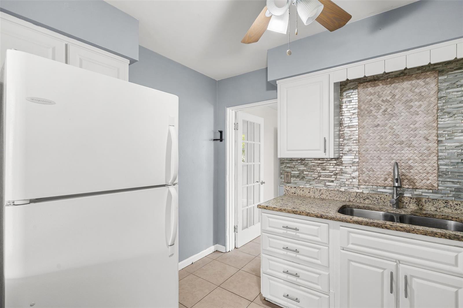 522 FLORIDA AVE — photo 9