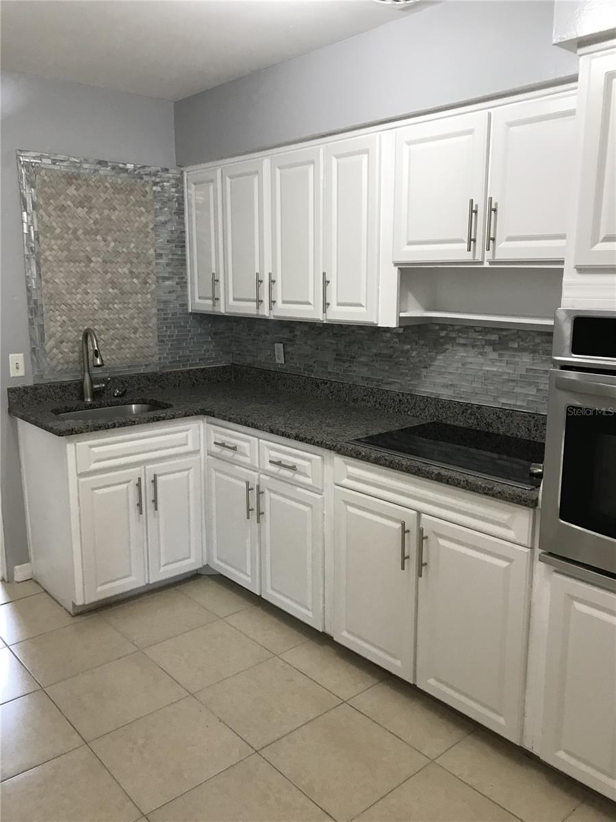 522 FLORIDA AVE — photo 38