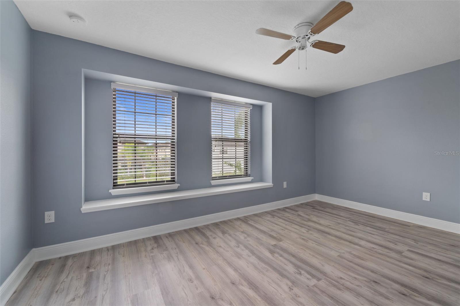 11006 TAHITI ISLE LN — photo 26