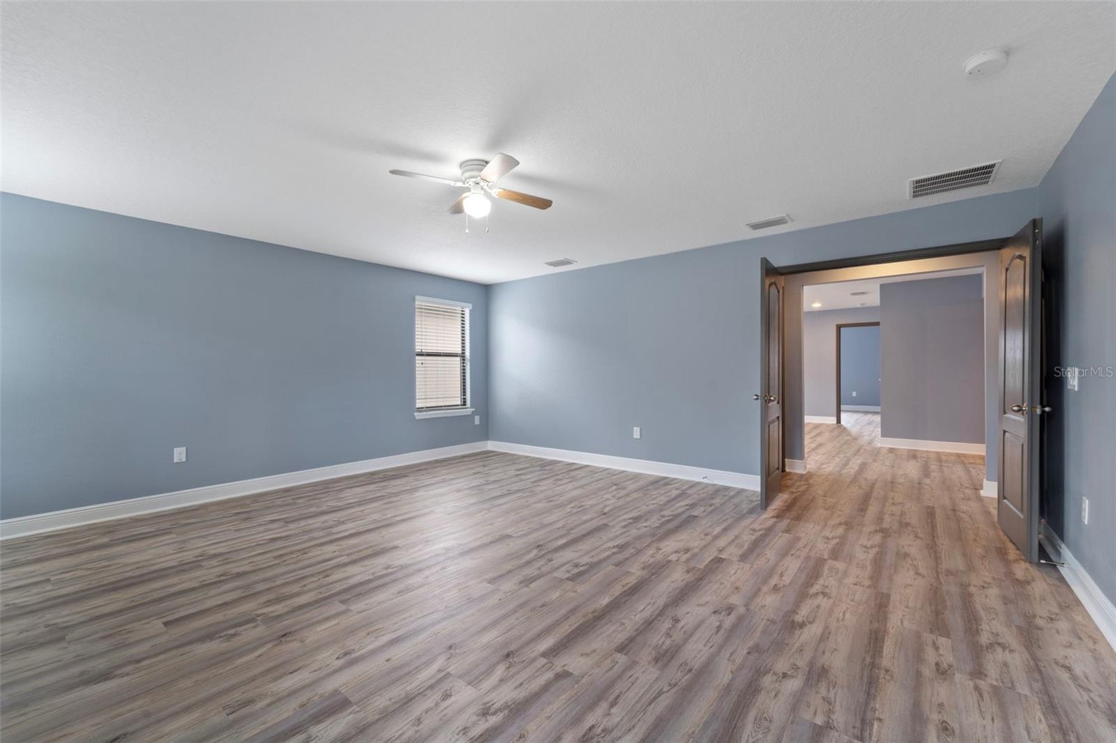 11006 TAHITI ISLE LN — photo 31