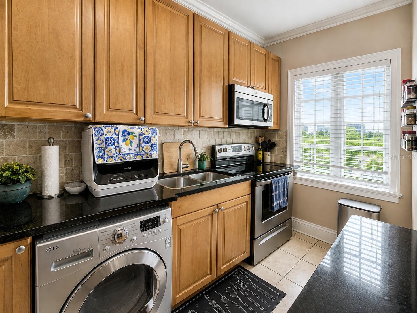 2117 W DEKLE AVE #H2 — photo 5