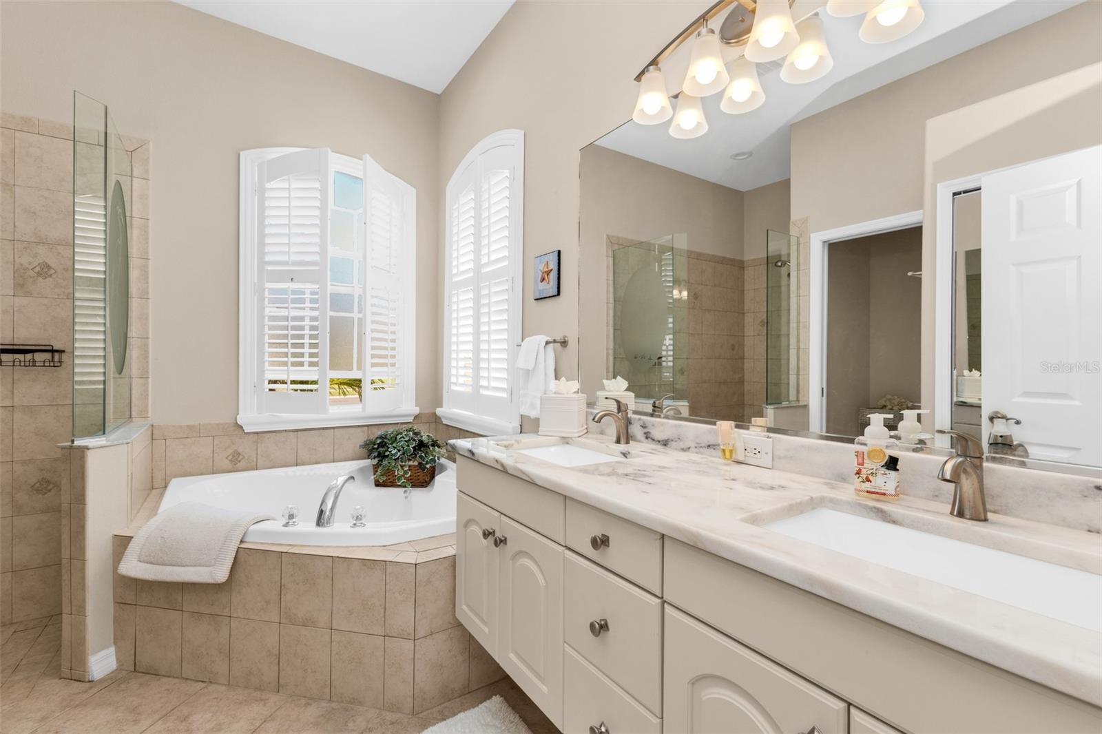 2450 SILVER PALM RD — photo 23
