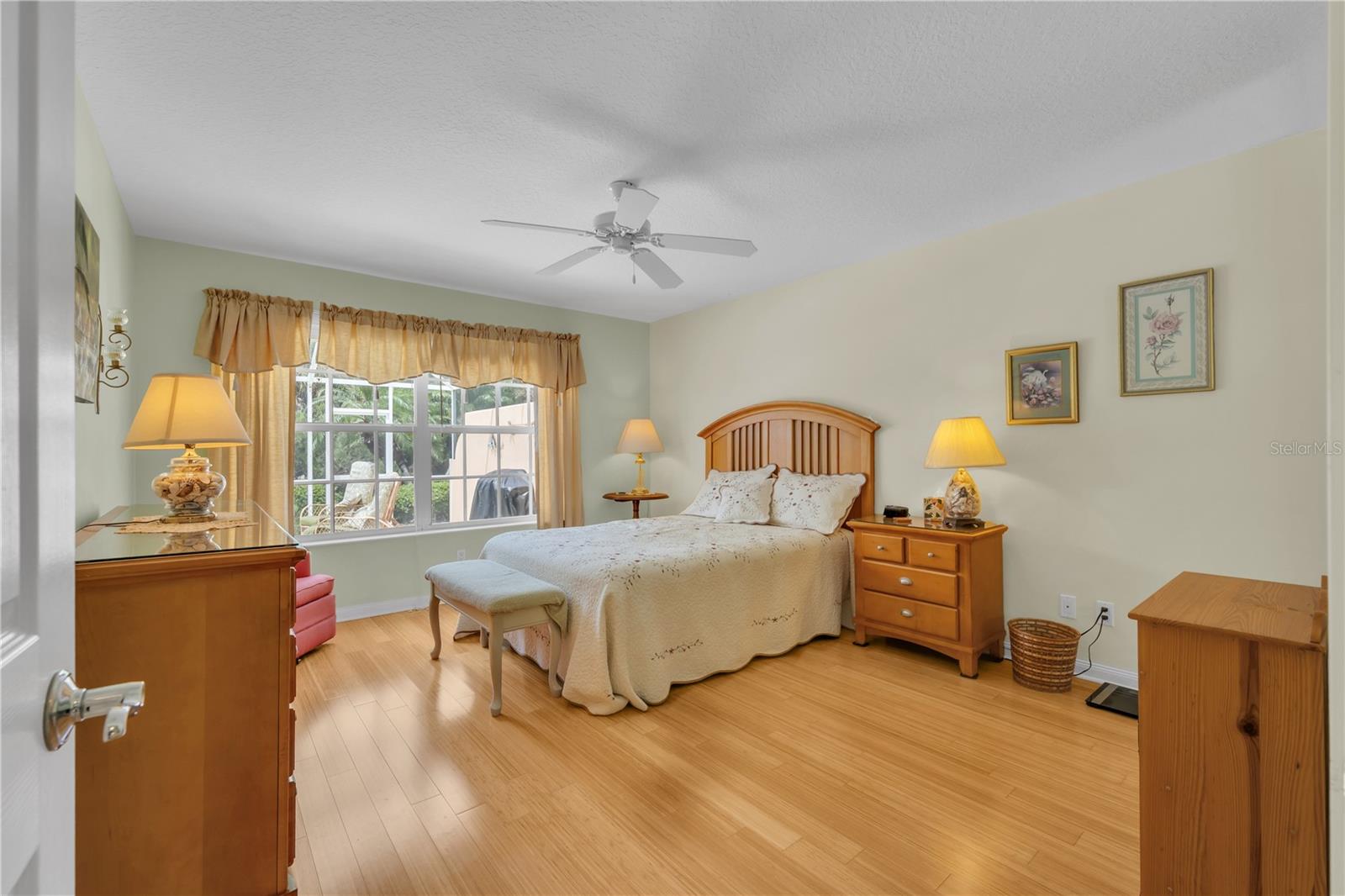 8012 CAMMINARE DR — photo 17