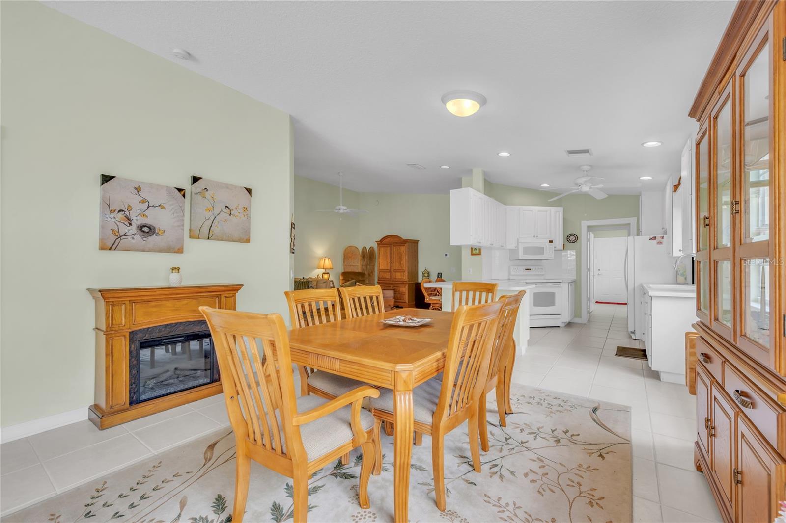 8012 CAMMINARE DR — photo 20