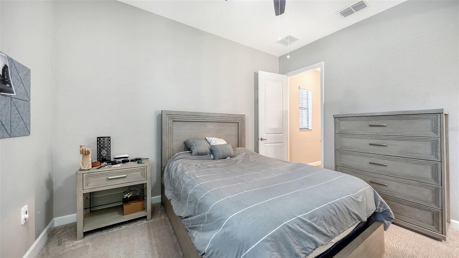 4915 SPARKLING SEA LN — photo 32