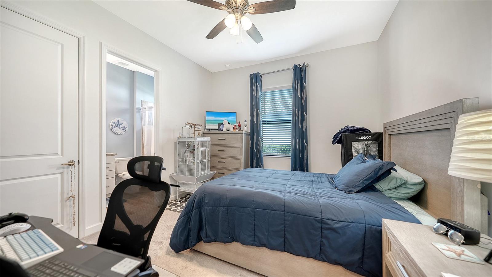 4915 SPARKLING SEA LN — photo 29