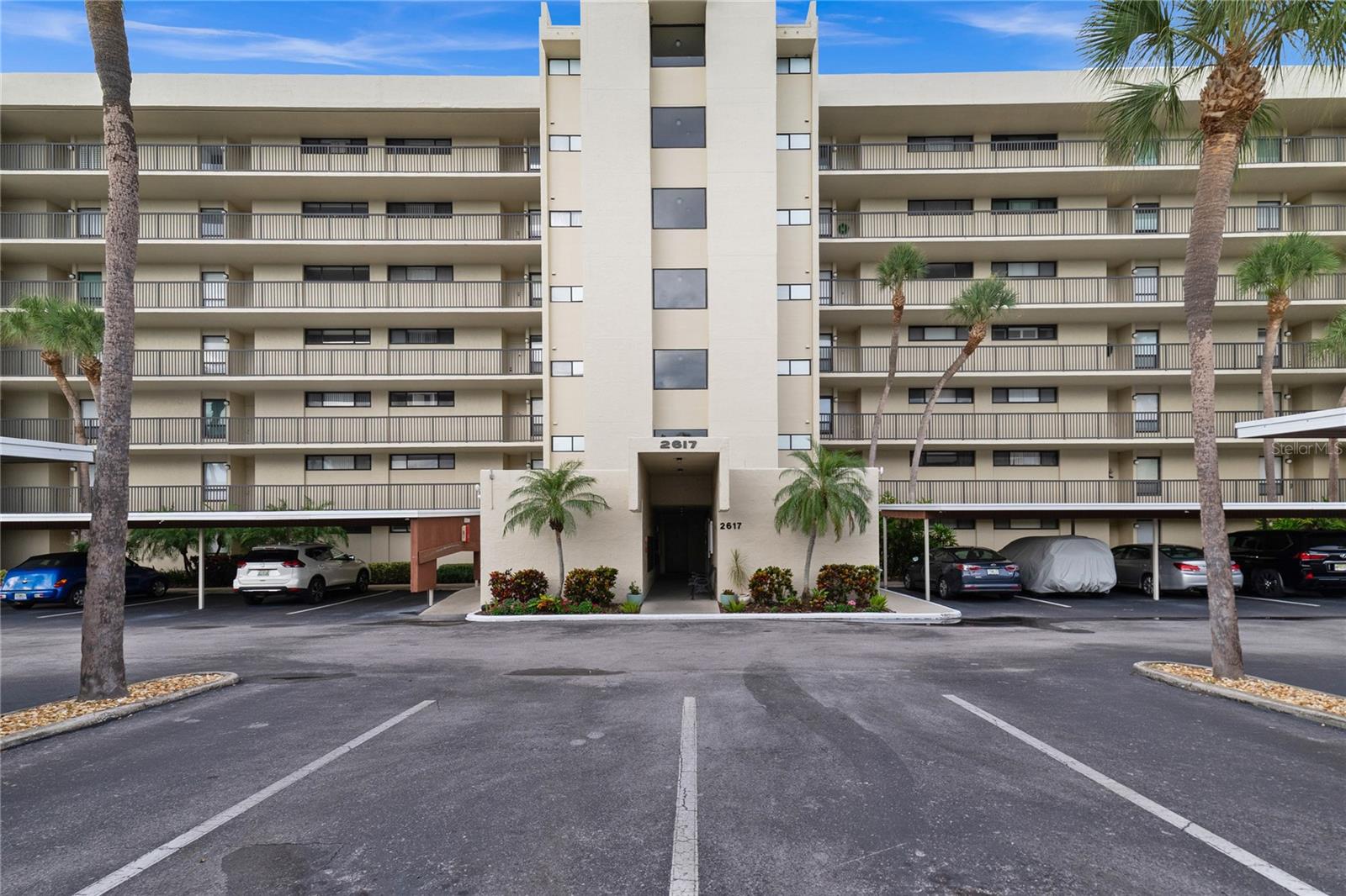 2617 COVE CAY DR #702 — photo 18