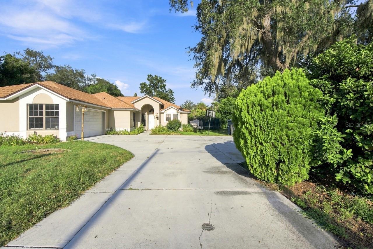 207 LIMONA RD — photo 43