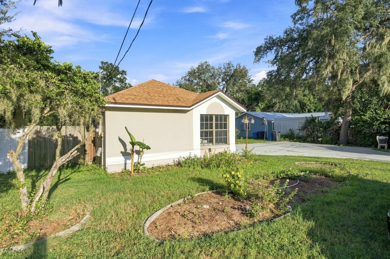 207 LIMONA RD — photo 42