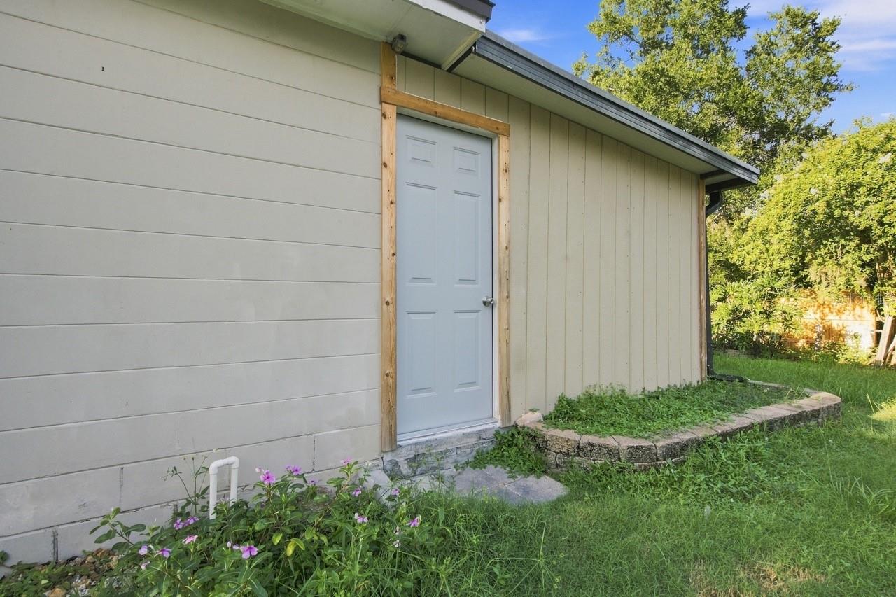 207 LIMONA RD — photo 47