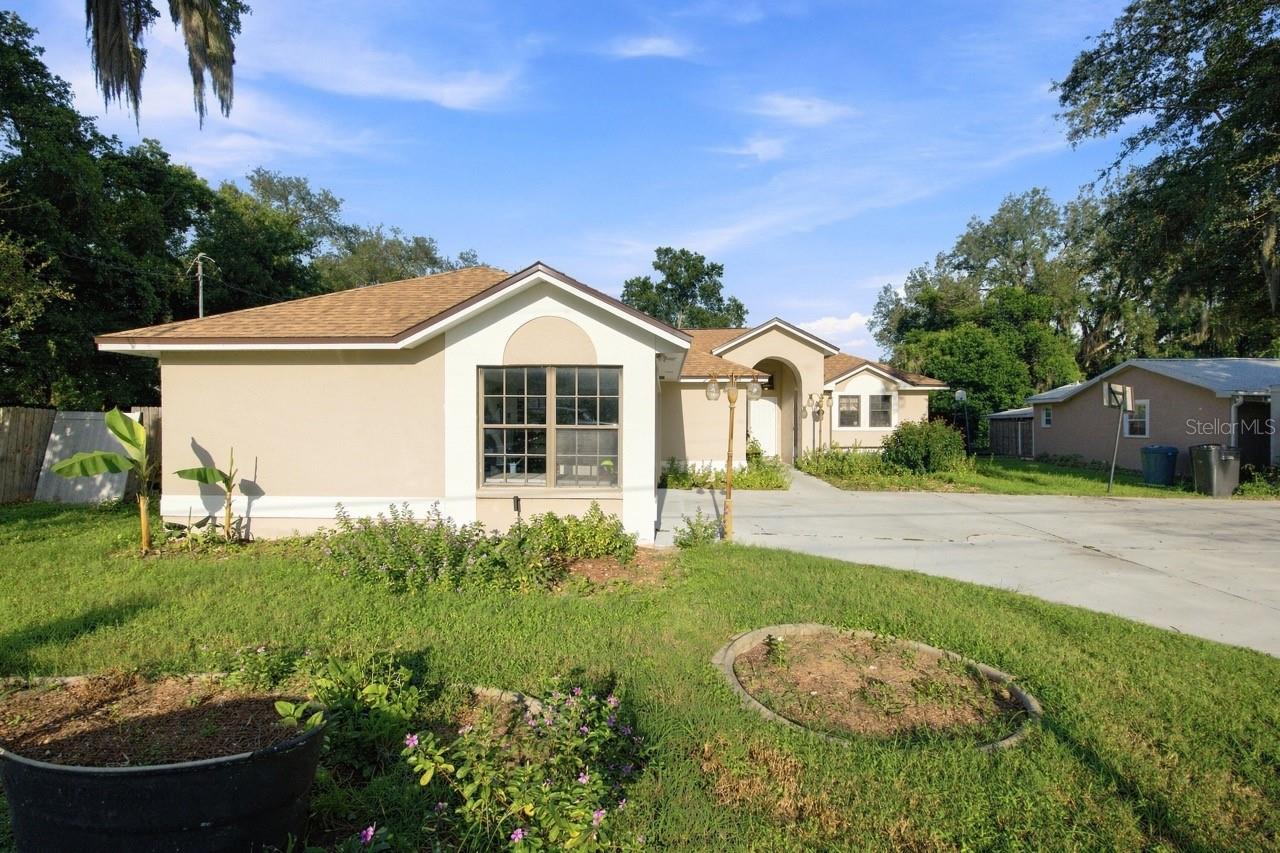 207 LIMONA RD — photo 39