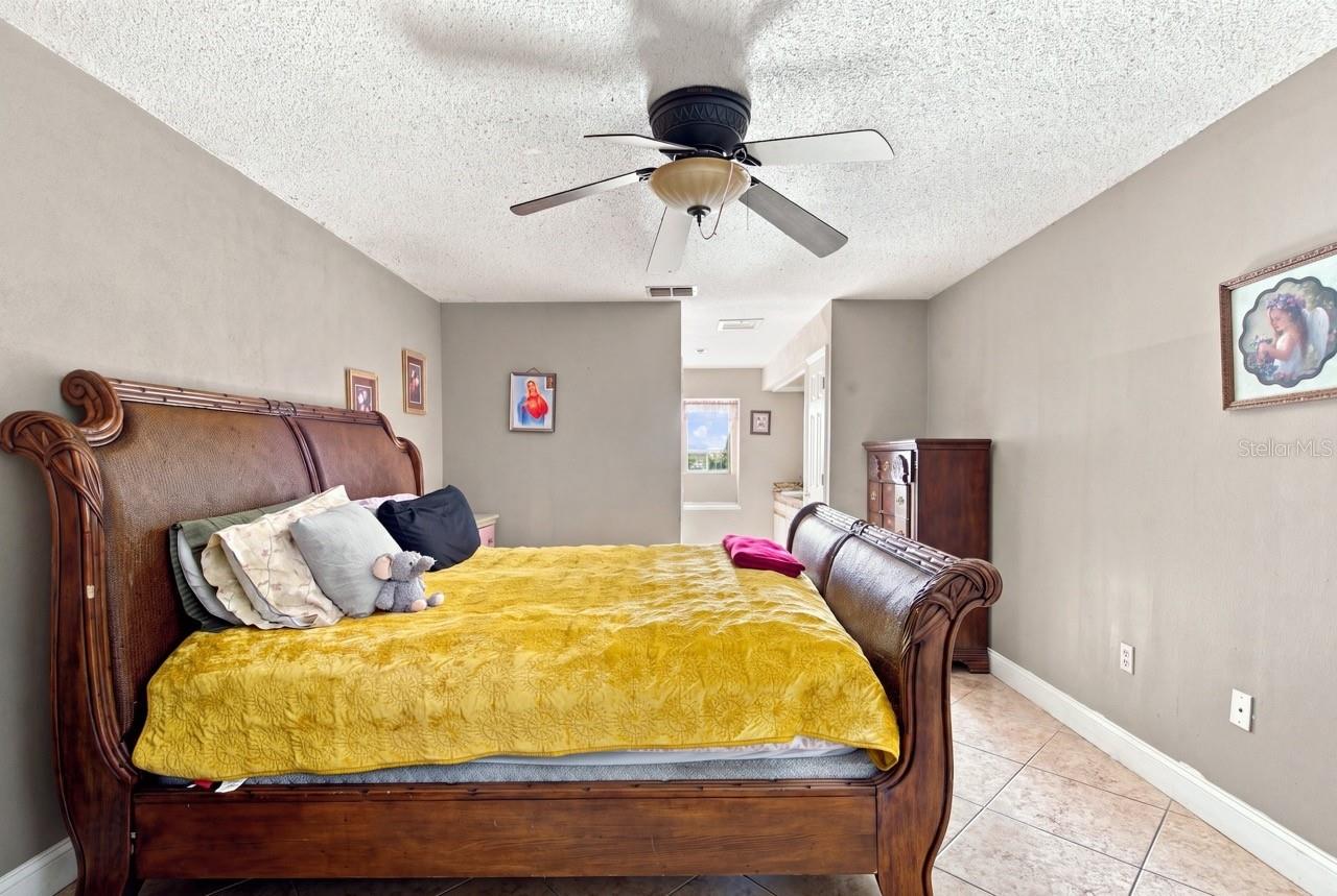 207 LIMONA RD — photo 23