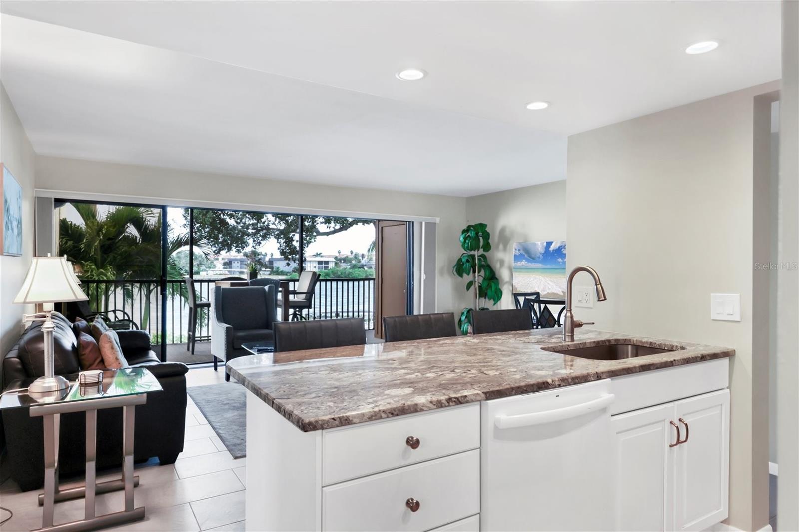 1900 COVE II PL #127 — photo 8